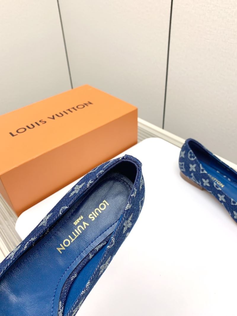 Louis Vuitton Low Shoes